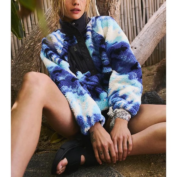 NWOT FP MOVEMENT Rocky Ridge Pullover Ocean Tie Dye Combo L Hit the Slopes blue - Picture 7 of 17